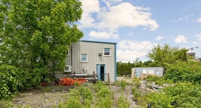 930 Brant St, Burlington, ON for lease Building Photo- Image 1 of 12