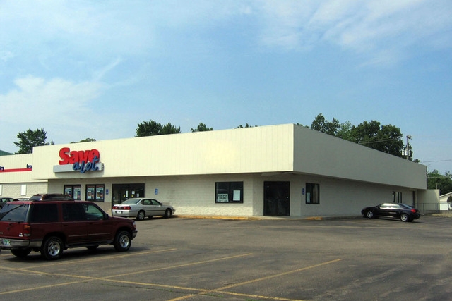 609 N Front St, Dowagiac, MI for sale Primary Photo- Image 1 of 1