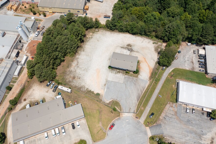 866 Davis Dr Se, Conyers, GA for lease - Aerial - Image 3 of 27