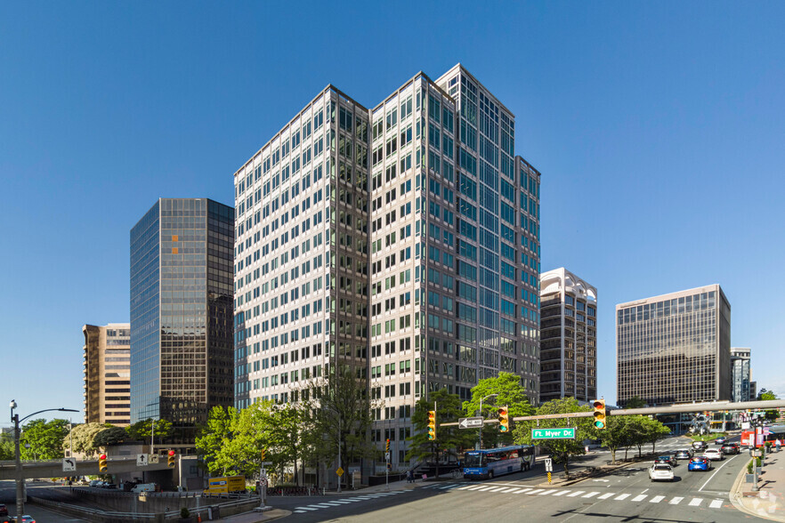 1300 Wilson Blvd, Arlington, VA for lease - Building Photo - Image 1 of 6