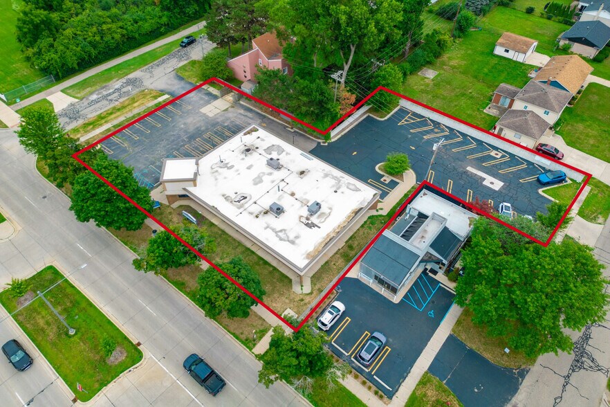 25354 Evergreen Rd, Southfield, MI à louer - Photo du bâtiment - Image 2 de 16