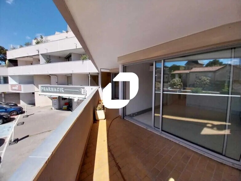 Retail in Montpellier for sale - Building Photo - Image 2 of 10