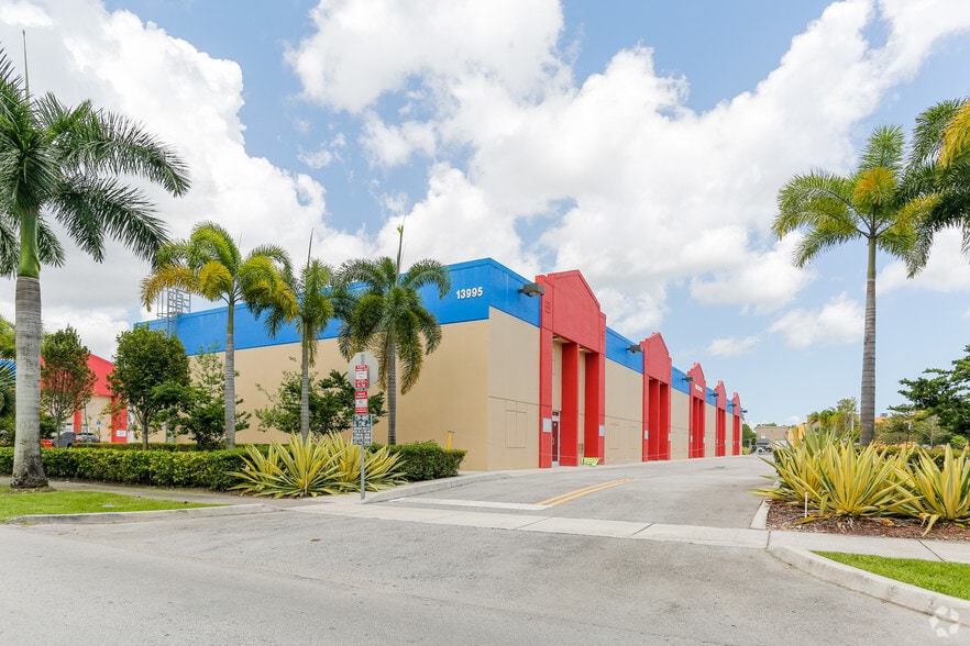 13991 SW 143rd Ct, Miami, FL for lease - Building Photo - Image 2 of 3