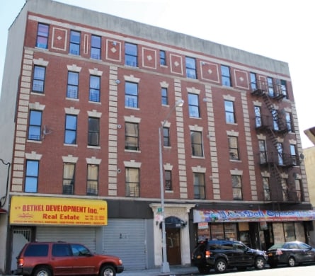 2470 Beaumont Ave, Bronx, NY for lease Primary Photo- Image 1 of 5