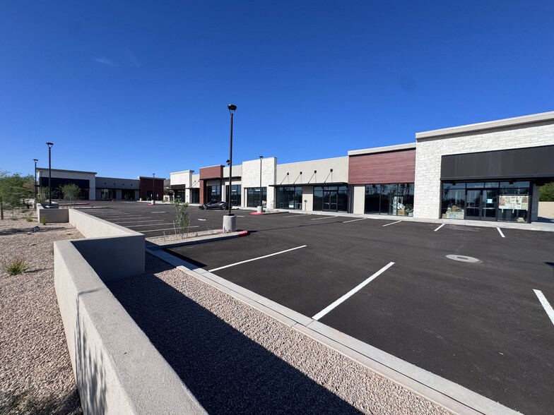 23423 N 67th Ave, Glendale, AZ à louer - Photo du bâtiment - Image 3 de 7