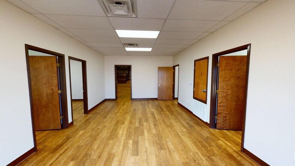 4809 Santa Elena St, Corpus Christi, TX for lease - Building Photo - Image 2 of 8