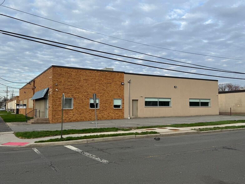 240 Humphrey St, Englewood, NJ à louer - Photo du bâtiment - Image 2 de 11