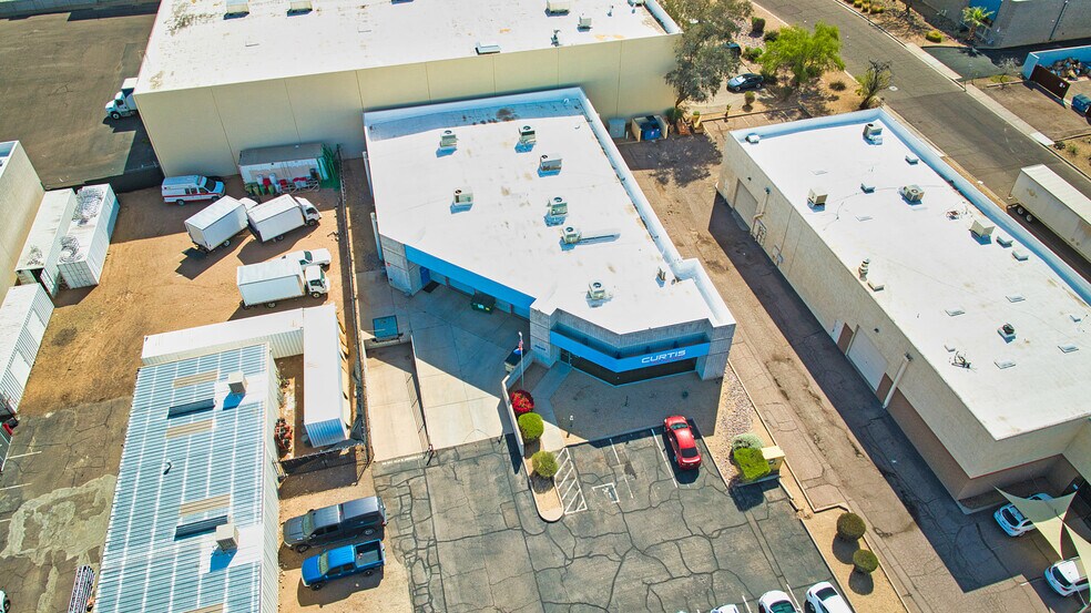 4647 S 33rd St, Phoenix, AZ à vendre - Photo du bâtiment - Image 3 de 5