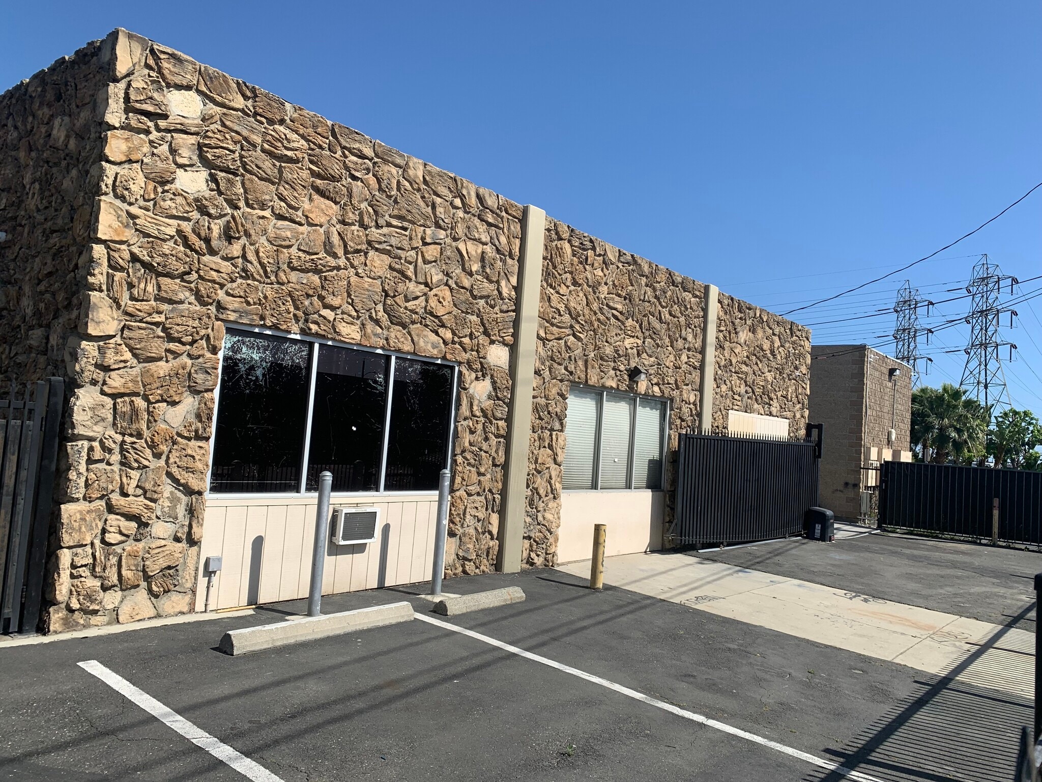 11020-11040 Mercantile Ave, Stanton, CA for lease Building Photo- Image 1 of 5