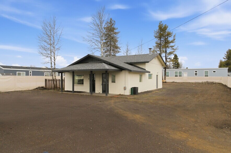 16440 Finley Butte Rd, La Pine, OR à vendre - Photo du bâtiment - Image 3 de 31