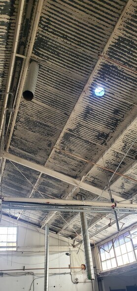 3373 Lime Ave, Signal Hill, CA à louer - Photo intérieure - Image 2 de 7