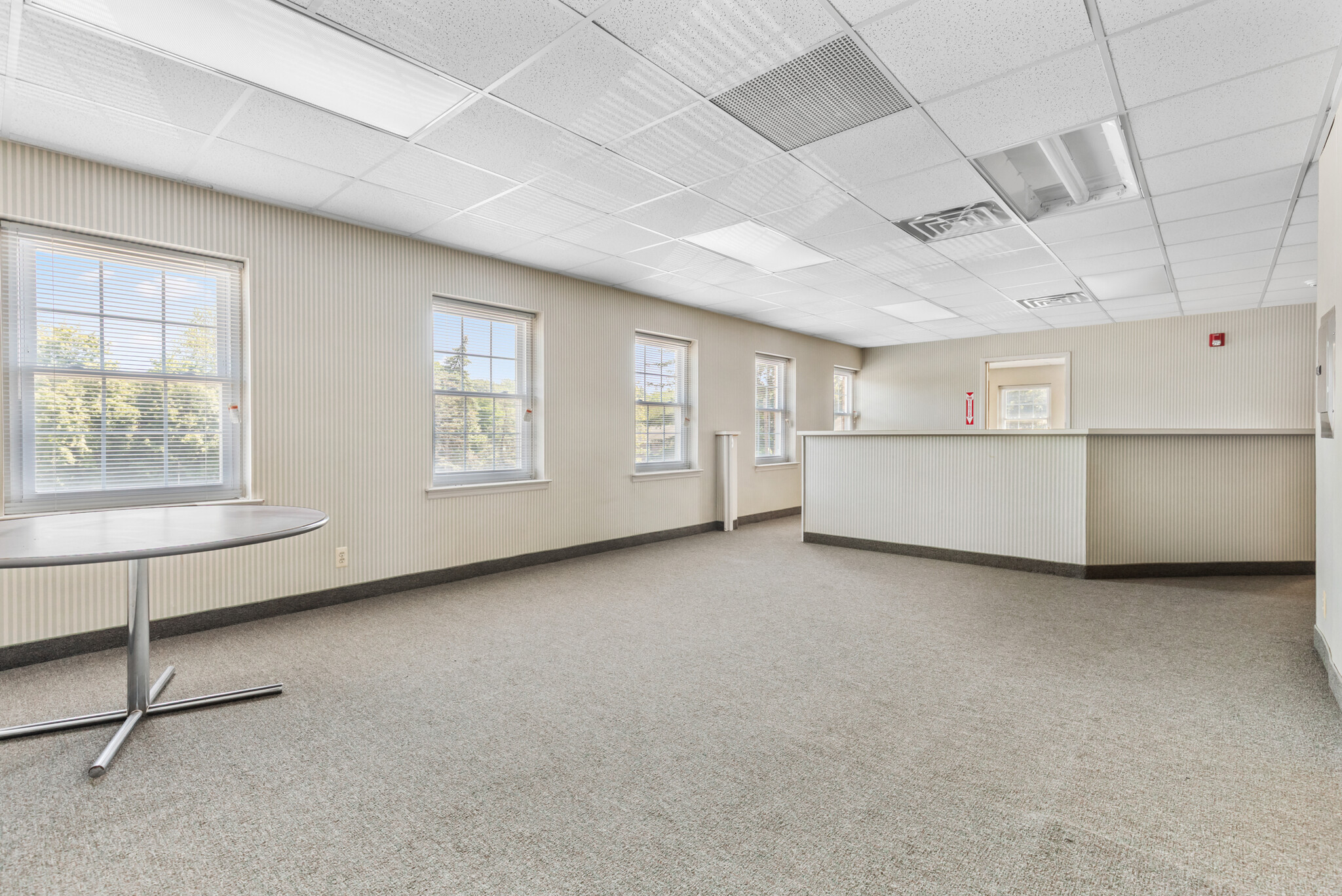 50 S Franklin Tpke, Ramsey, NJ for lease Interior Photo- Image 1 of 26