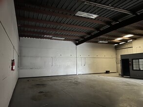 7845 Enterprise Dr, Newark, CA for lease Interior Photo- Image 2 of 23
