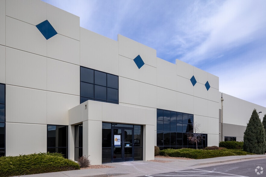19503 E 34th Dr, Aurora, CO for lease - Building Photo - Image 3 of 4