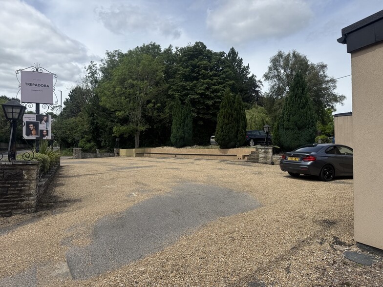 Bath Rd, Maidenhead à vendre - Photo du bâtiment - Image 3 de 8