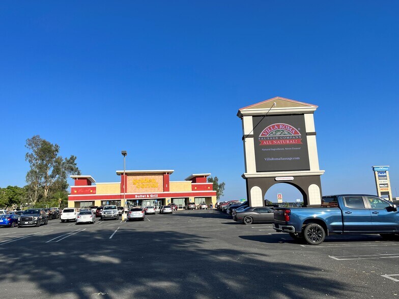 12125 Day St, Moreno Valley, CA à louer - Photo du bâtiment - Image 3 de 10