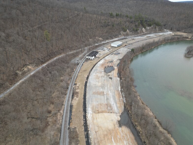 1686 Tipple Rd, Karthaus, PA for sale - Building Photo - Image 2 of 16