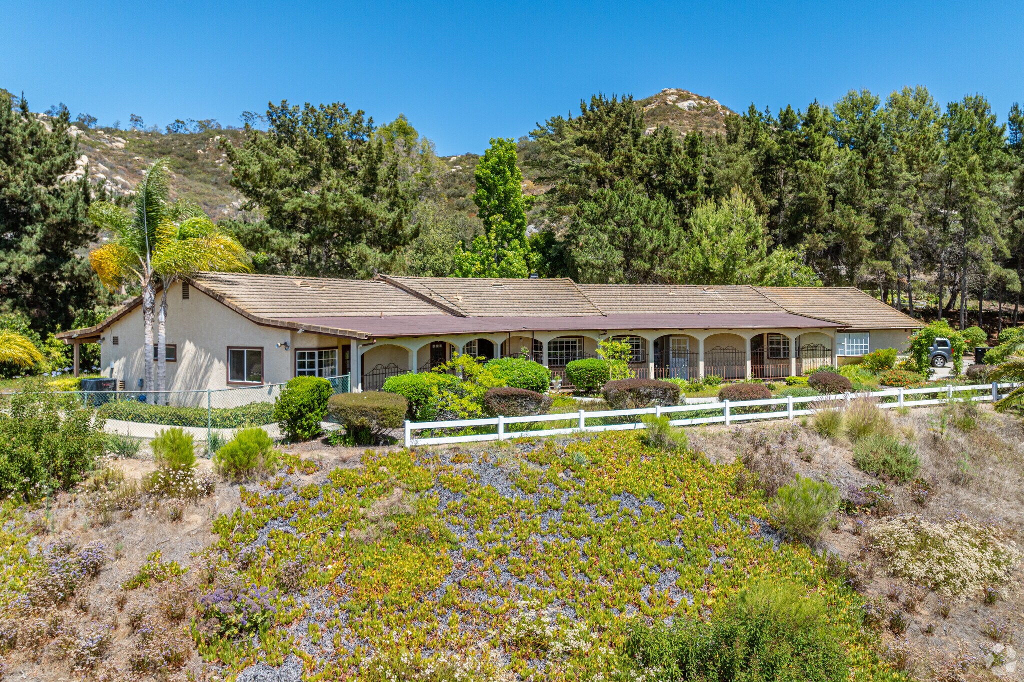 12738 Monte Vista Rd, Poway, CA à vendre Photo du bâtiment- Image 1 de 22