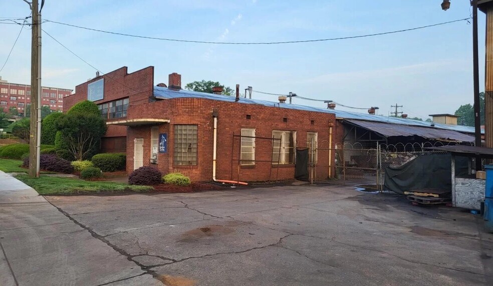 901 N Church St, Charlotte, NC à vendre - Photo du bâtiment - Image 3 de 17