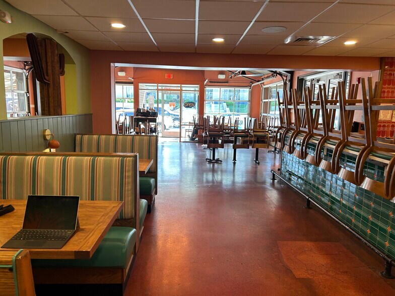 2015 Belmont Blvd, Nashville, TN à louer - Photo du bâtiment - Image 2 de 6