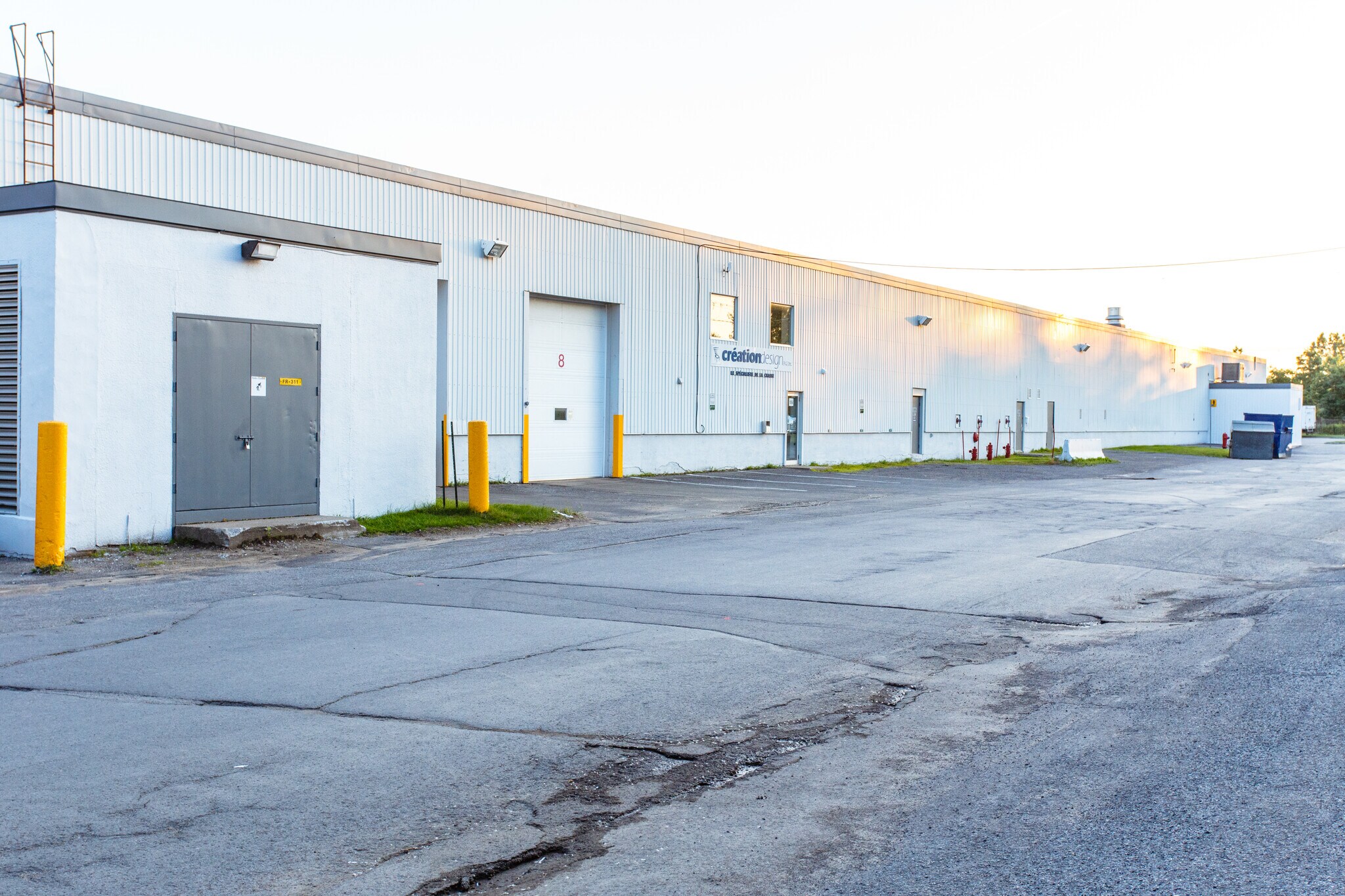 1095-1105 Rue Vincent-Massey, Québec, QC for sale Primary Photo- Image 1 of 1