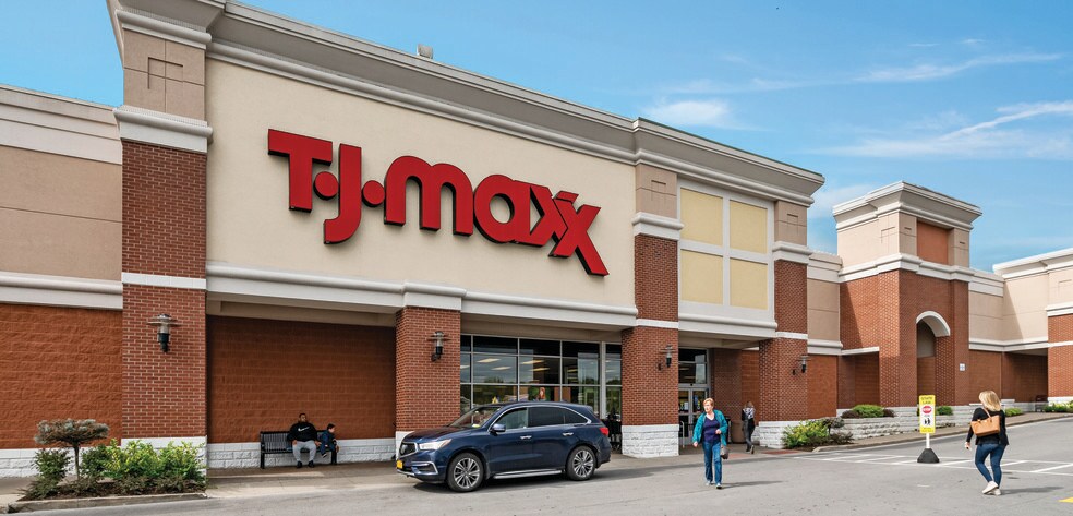 4725-4745 Commercial Dr, New Hartford, NY à louer - Photo du bâtiment - Image 3 de 10