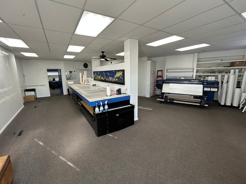 497 Broadway, Somerville, MA for lease - Interior Photo - Image 3 of 13