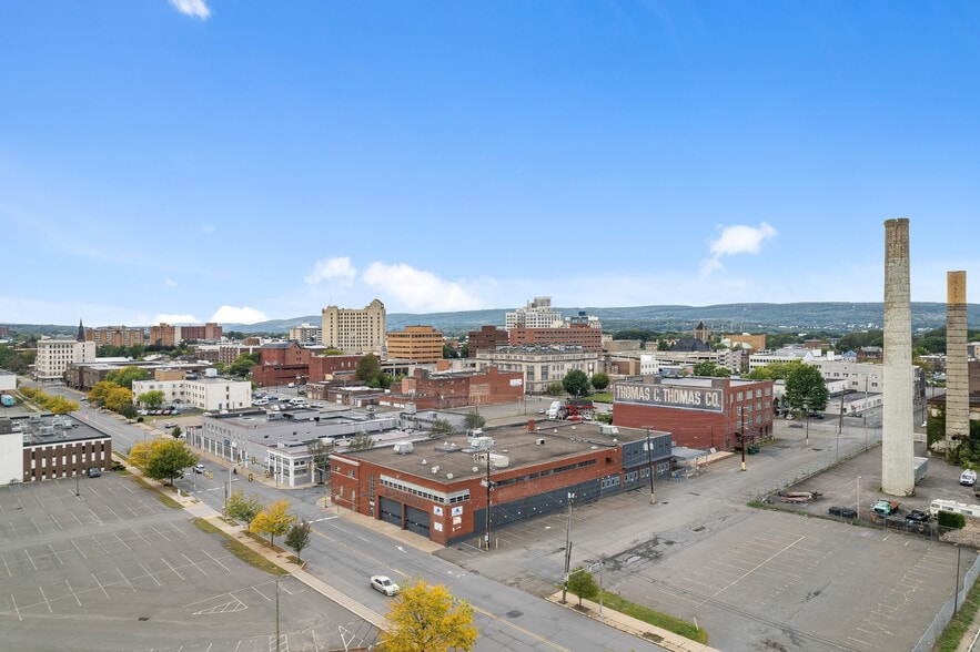 90 E Union St, Wilkes Barre, PA for lease - Building Photo - Image 3 of 6