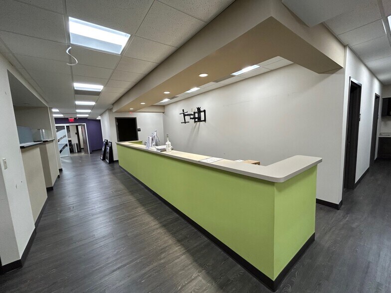 5005 E Crosstimbers St, Houston, TX à vendre - Photo intérieure - Image 3 de 13