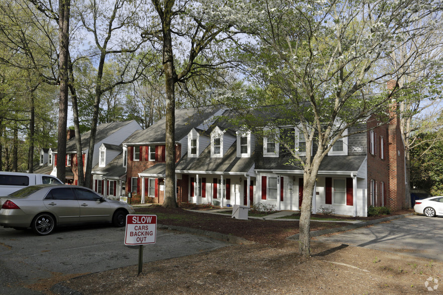 7406 Chapel Hill Rd, Raleigh, NC for sale - Building Photo - Image 3 of 6