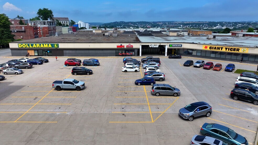 212 Mcallister Dr, Saint John, NB à louer - Vidéo sur l’inscription commerciale - Image 2 de 6