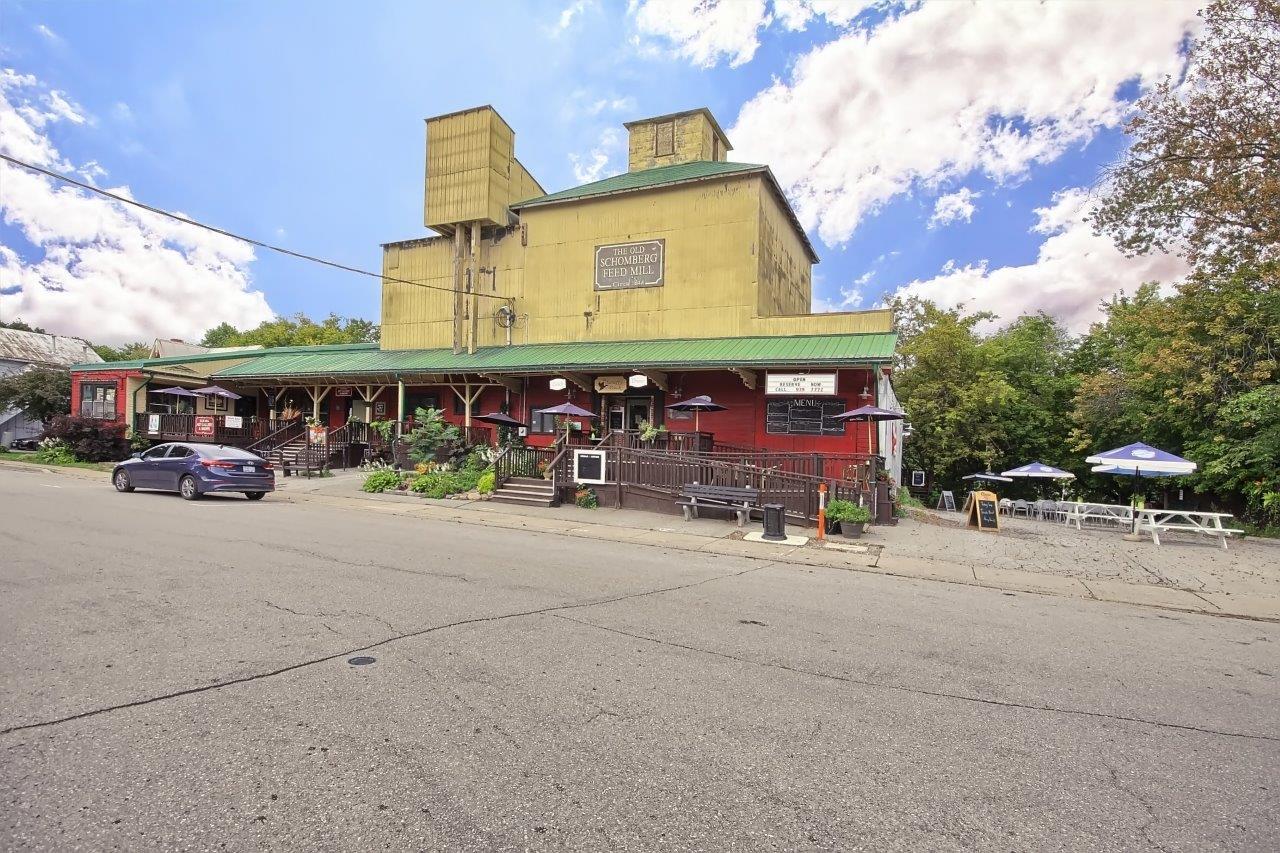 357 Main St, Schomberg, ON à vendre Photo du bâtiment- Image 1 de 1