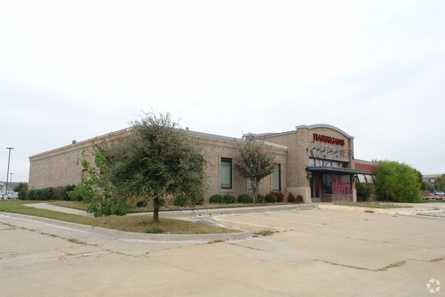 1501 Airport Fwy, Bedford, TX for sale - Primary Photo - Image 1 of 1