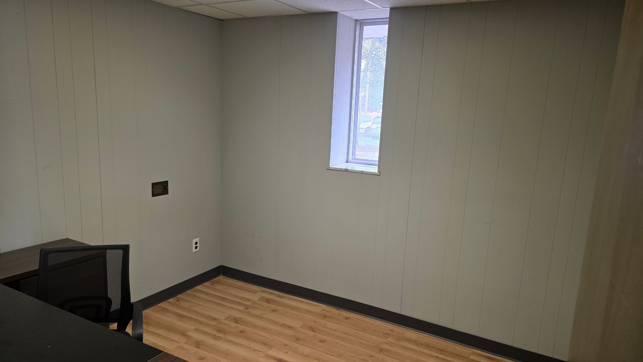 230 North Ave, Mount Clemens, MI à louer Photo intérieure- Image 1 de 3