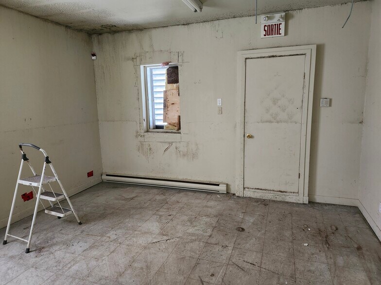 11891 Av Éthier, Montréal, QC for sale - Building Photo - Image 2 of 5