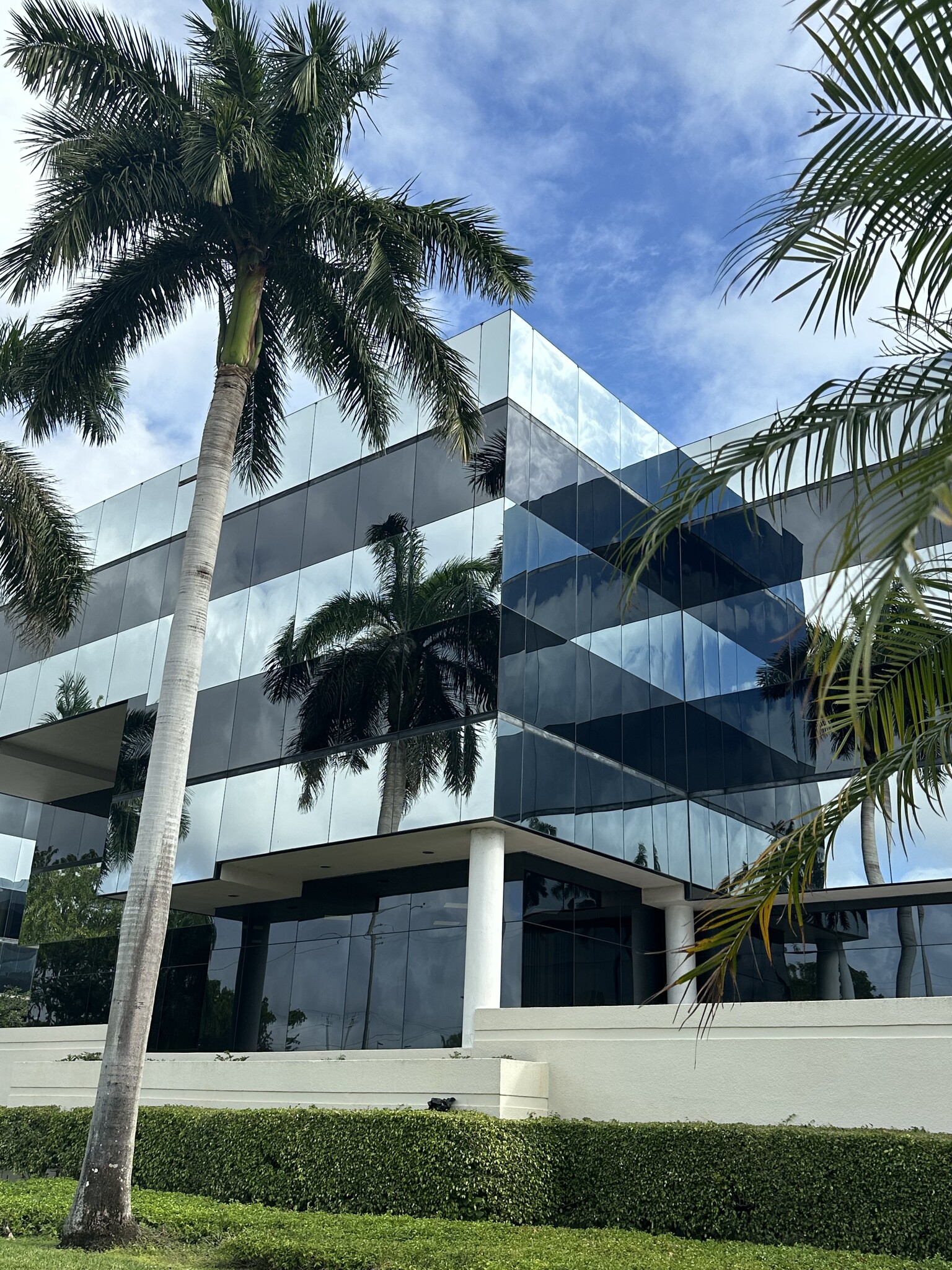 4800 N Federal Hwy, Boca Raton, FL for lease Building Photo- Image 1 of 1