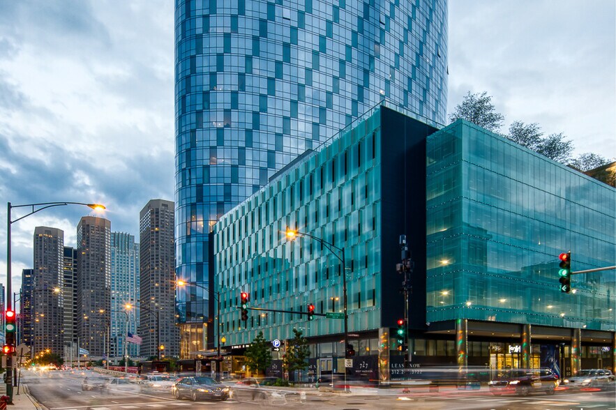 727 W Madison St, Chicago, IL for lease - Building Photo - Image 1 of 27