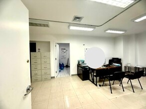 260 W 35th St, New York, NY for lease Interior Photo- Image 2 of 7