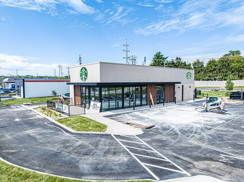 7901 Watson Rd, Saint Louis, MO à vendre - Photo du bâtiment - Image 2 de 2