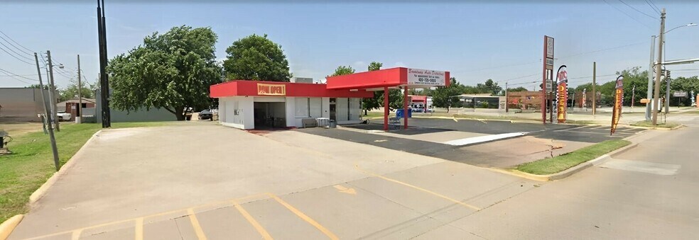 501 S Broadway, Moore, OK à louer - Photo du bâtiment - Image 1 de 4