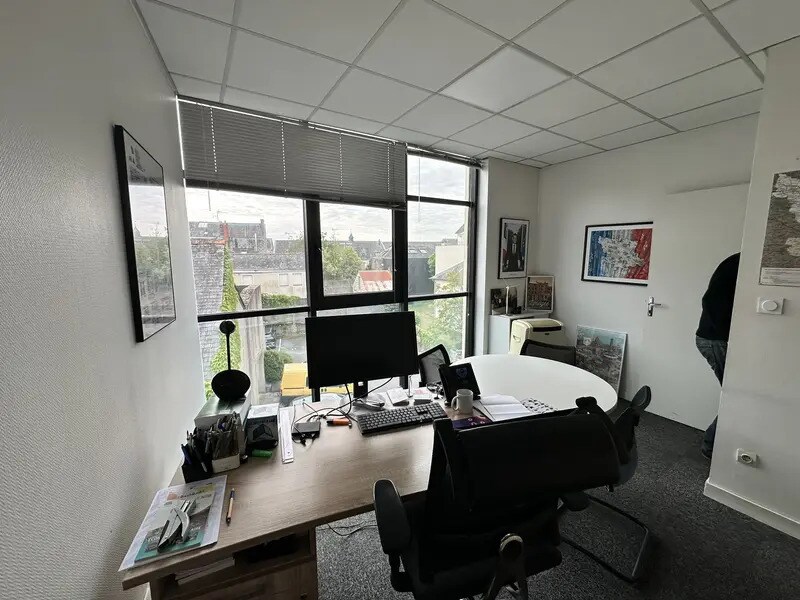 Bureau dans Angers à louer Photo intérieure- Image 1 de 3