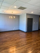 2009 N Ranch Road 620 N, Austin, TX for lease Interior Photo- Image 1 of 10