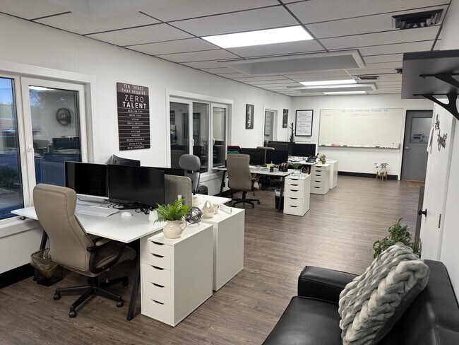 Plus de détails pour 584 Meadow St, Agawam, MA - Bureau à louer