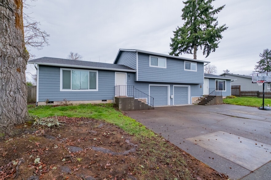 137 Tanglewood Dr, Jefferson, OR for sale - Building Photo - Image 3 of 16