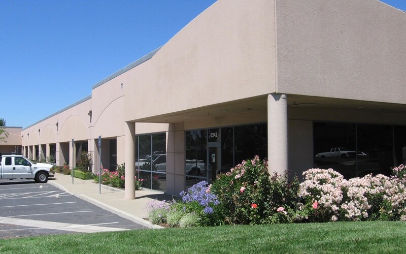 6253-6269 Southfront Rd, Livermore, CA à louer - Photo du bâtiment - Image 2 de 6