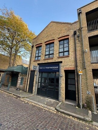 Plus de détails pour 2 Worple Road Mews, Londres - Bureau à vendre