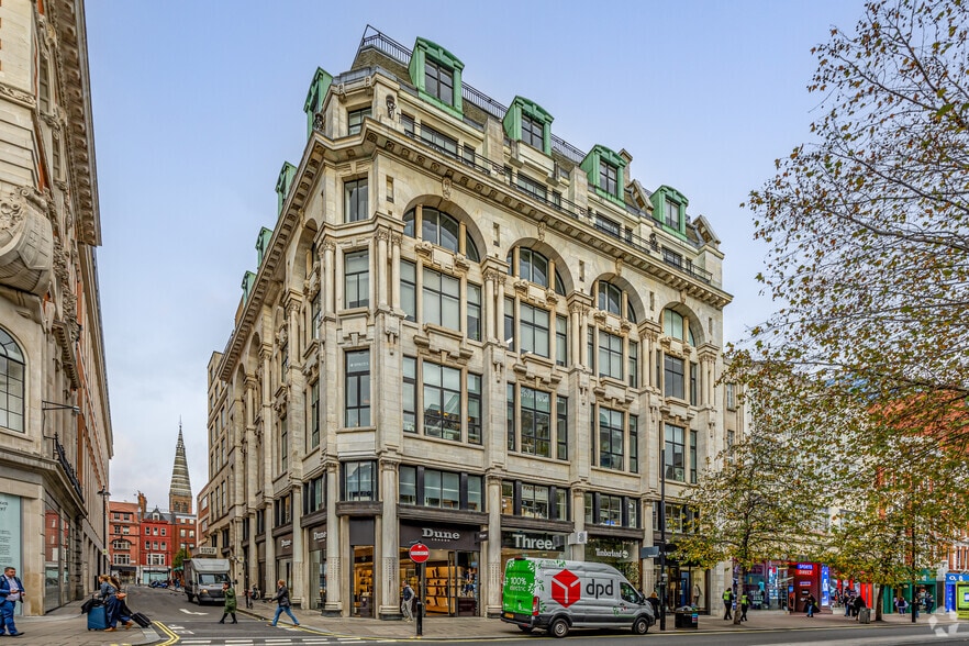 162 Oxford St, Londres à louer - Photo du bâtiment - Image 1 de 11