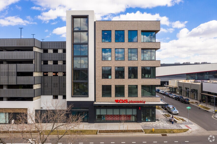 865 N Albion St, Denver, CO à louer - Photo du bâtiment - Image 3 de 4