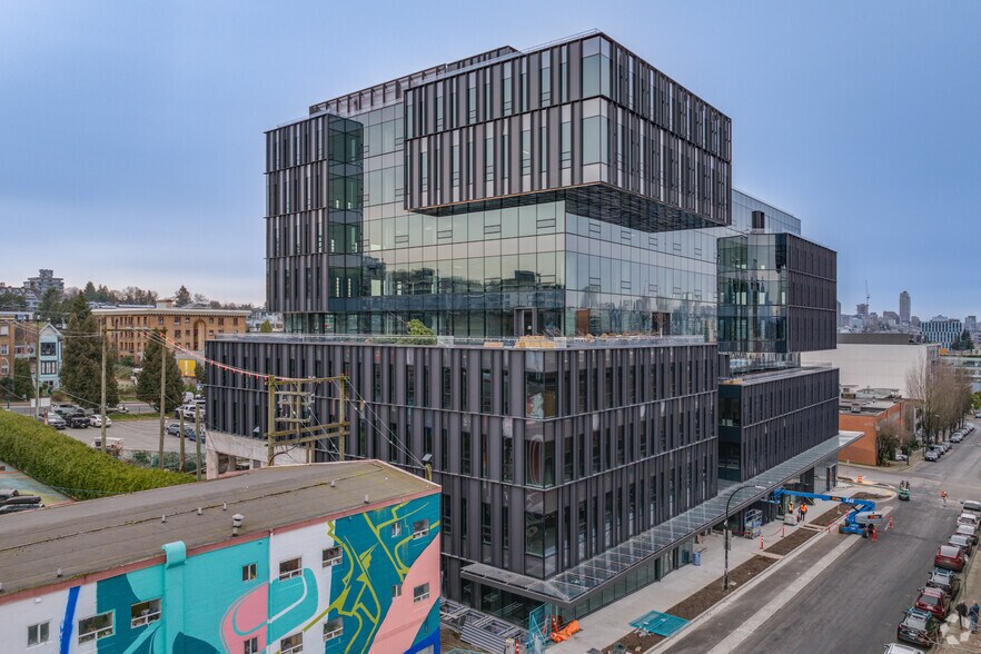 110 E 5th Ave, Vancouver, BC à louer - Photo du bâtiment - Image 2 de 4