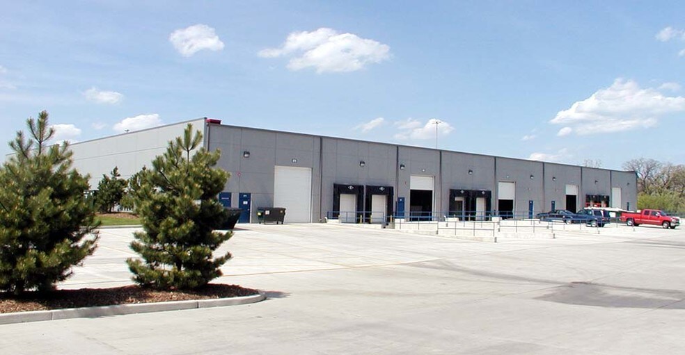 875-895 Northpoint Blvd, Waukegan, IL à louer - Autre - Image 3 de 8